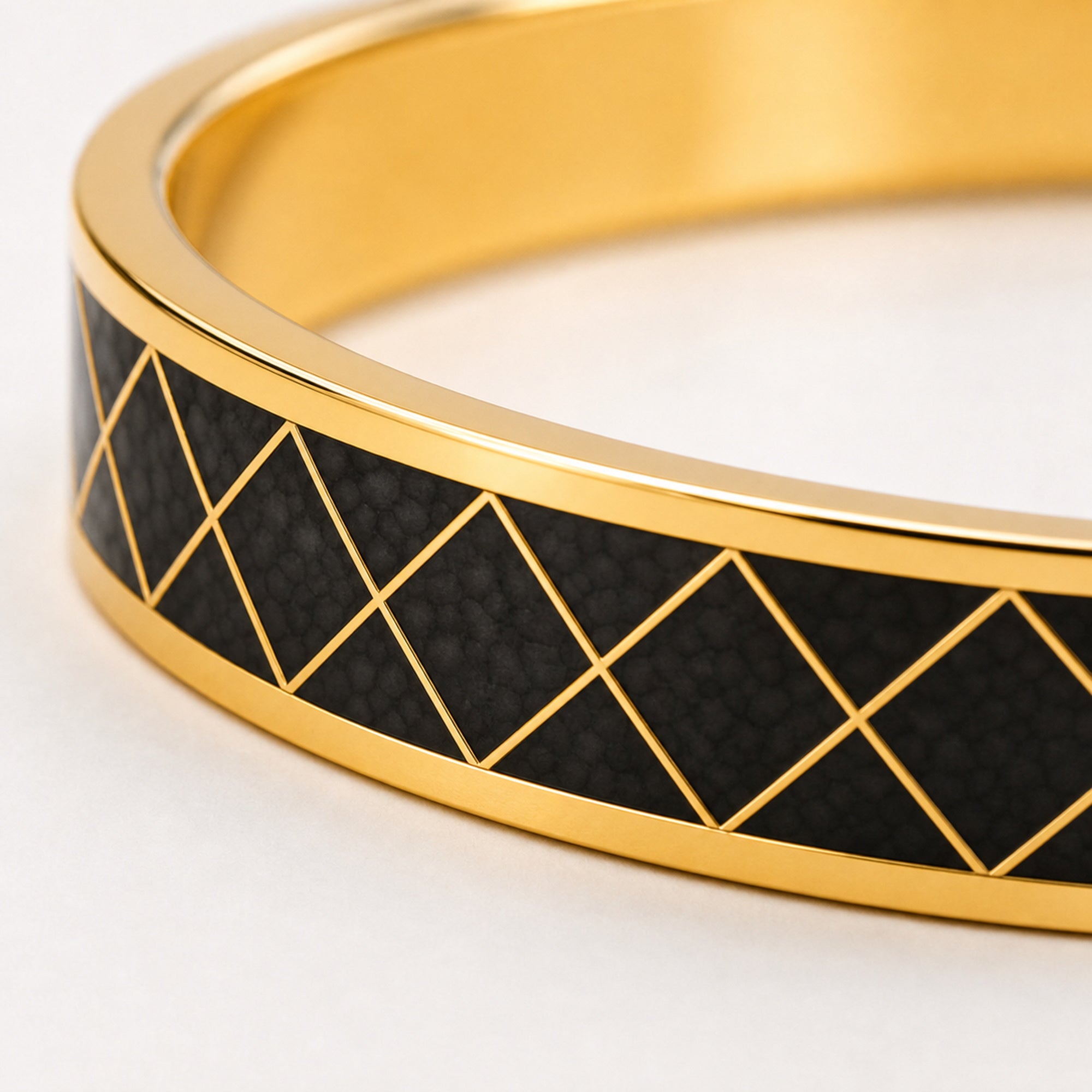 Onyx Lattice Cloisonné Bangle
