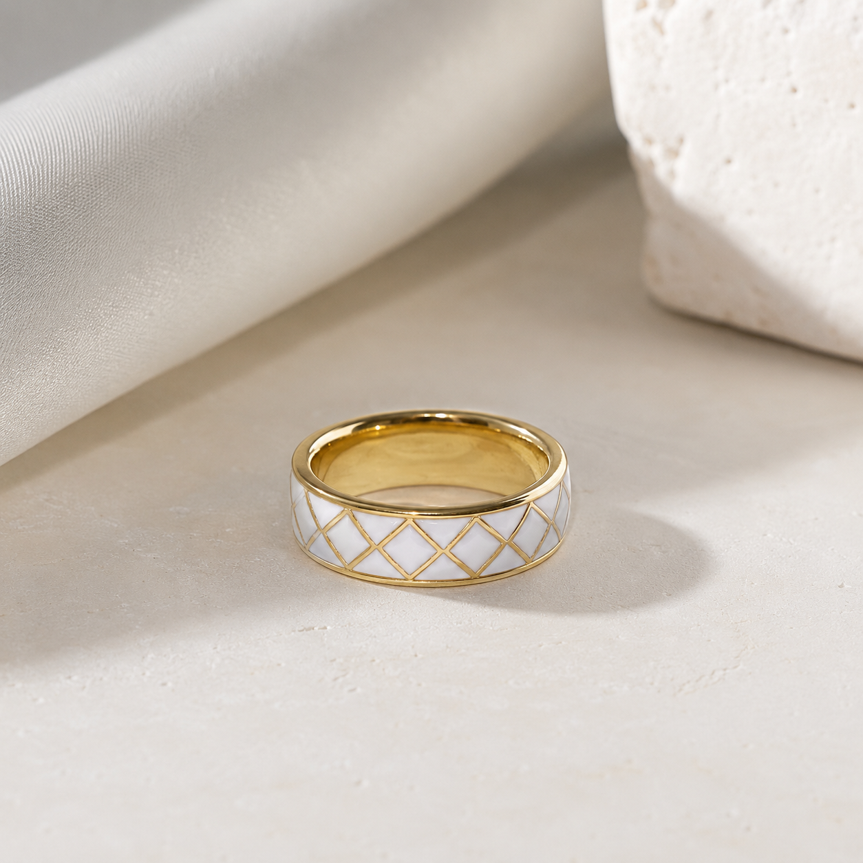 White Diamond Lattice Cloisonné Ring