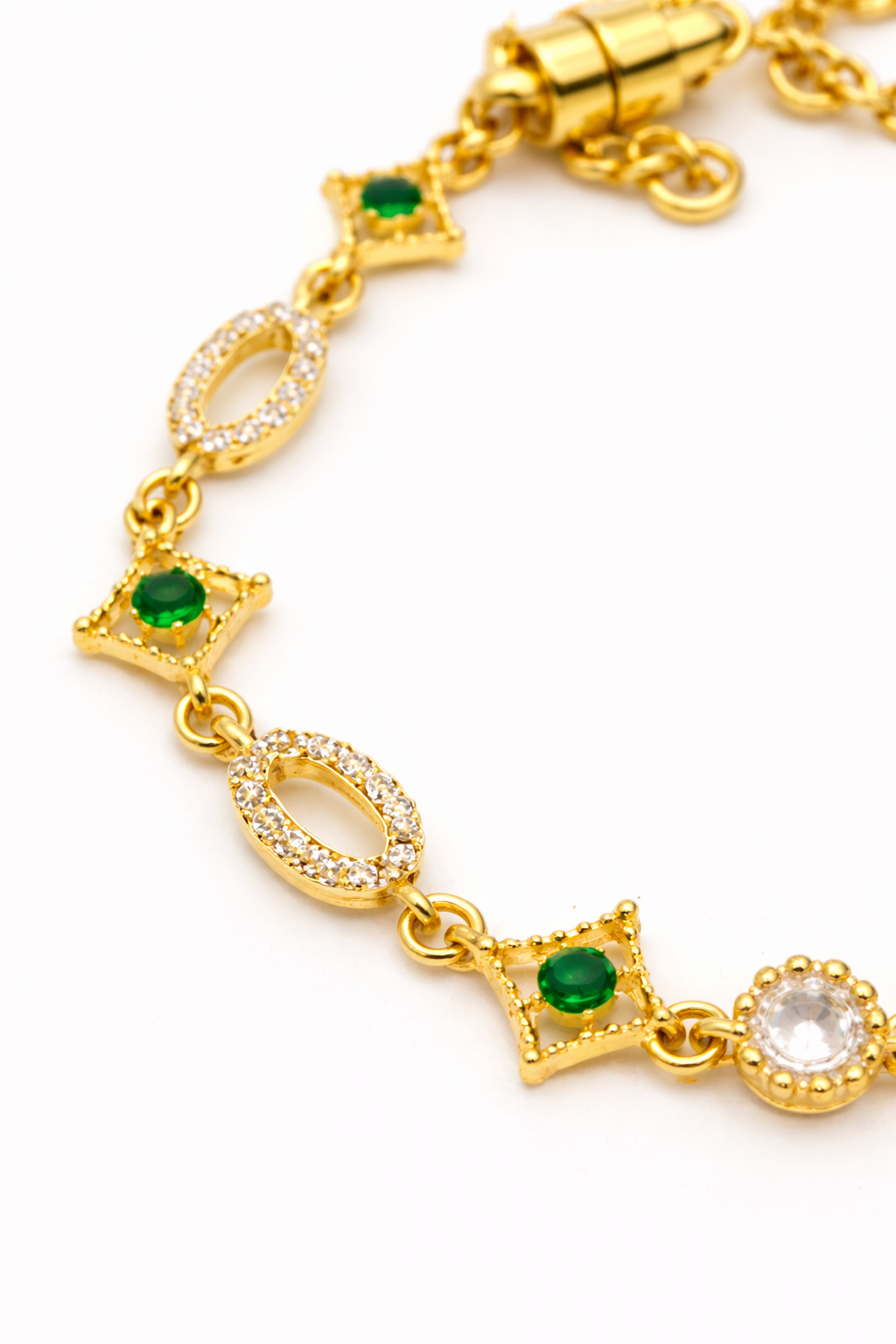 Shu Brocade Peony Bracelet – Handcrafted Silk Heritage Jewelry