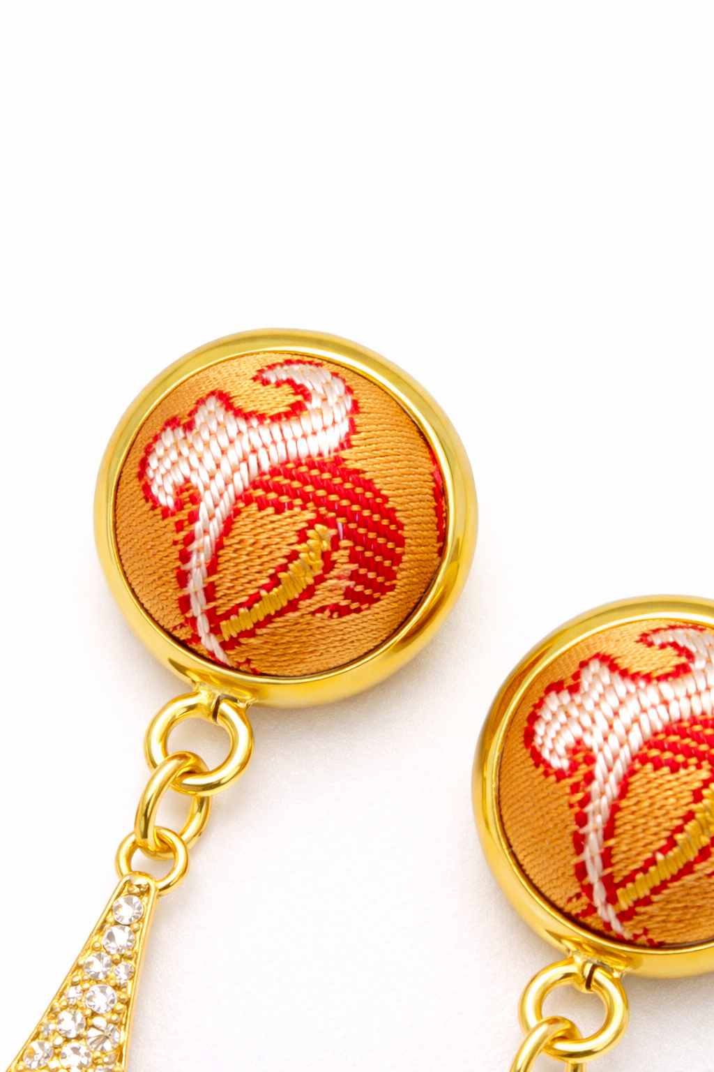Natural Shell & Zhuyu Motif Drop Earrings