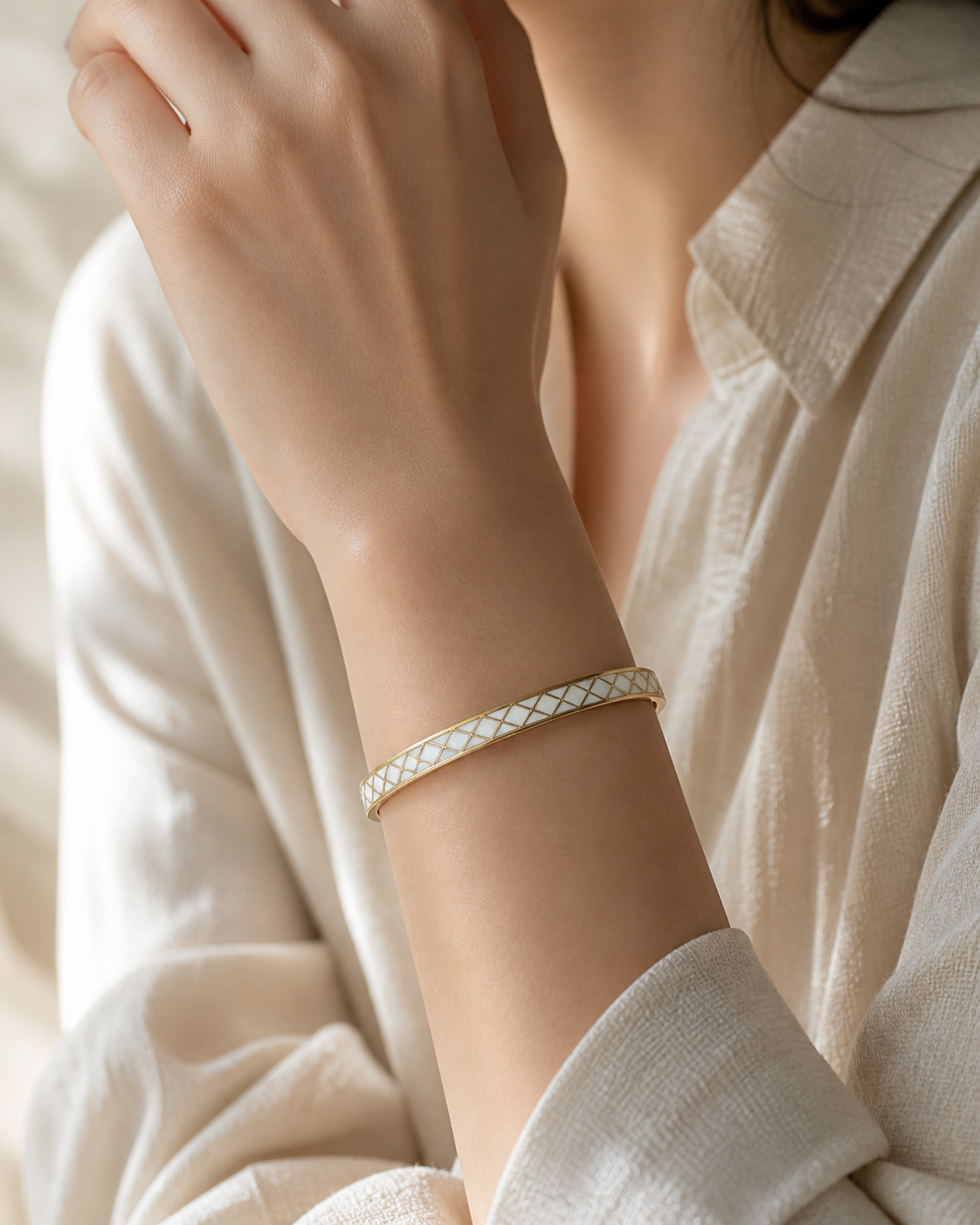 White Lattice Cloisonné Slim Bangle with Gold-Tone Detailing